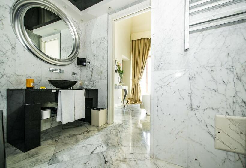 Полулюкс Вид на Море, Metropole Taormina