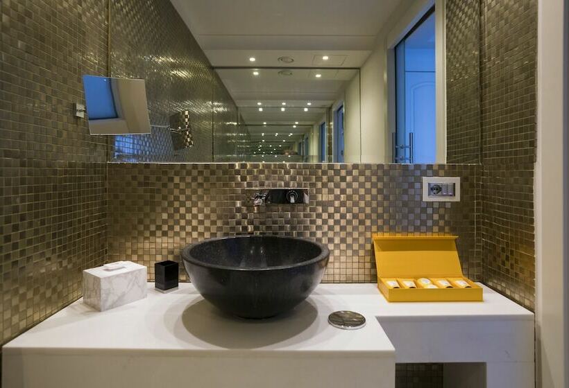 Номер Deluxe Вид на Море, Metropole Taormina