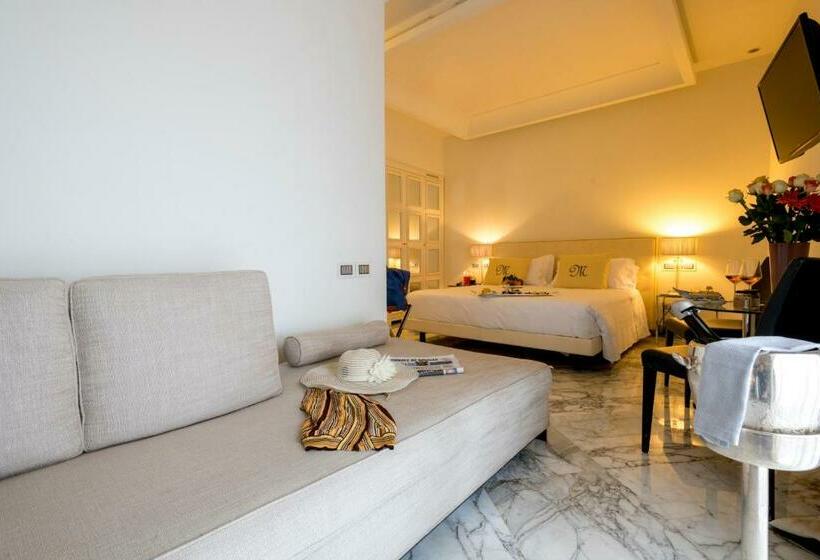 Номер Deluxe с Террасой, Metropole Taormina