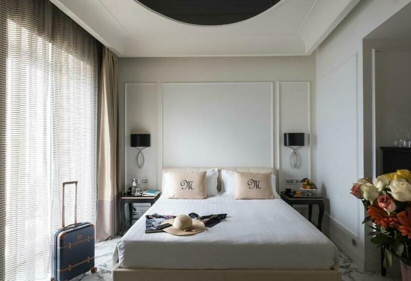 Номер Deluxe Вид на Море, Metropole Taormina