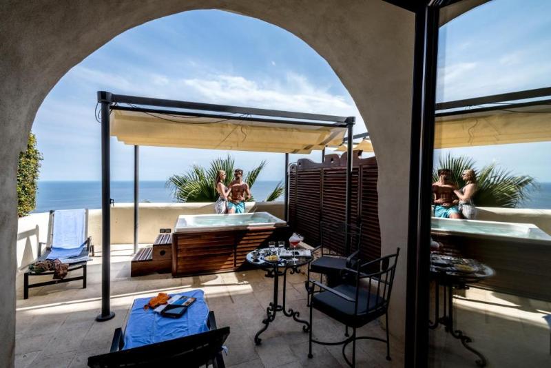 Полулюкс Вид на Море, Metropole Taormina
