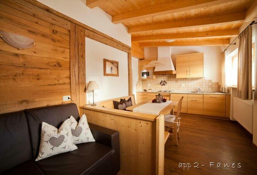 Апартаменты 2 Спальни, Alp Residence Pelegrin