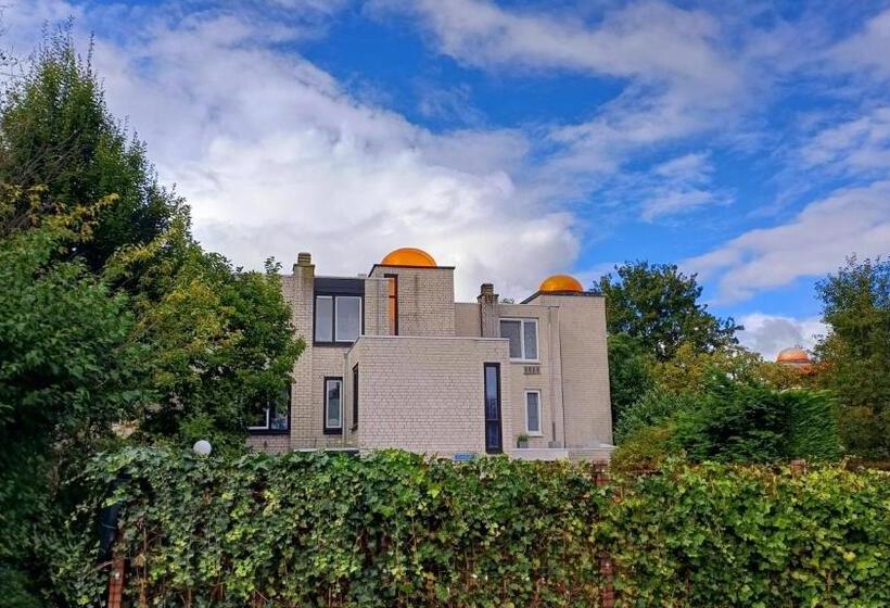 سوییت خانوادگی, Bed & Breakfast De Koepeltjes