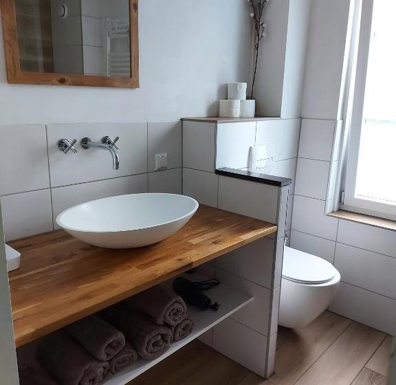 Дом 3 Спальни, Bed & Breakfast De Koepeltjes