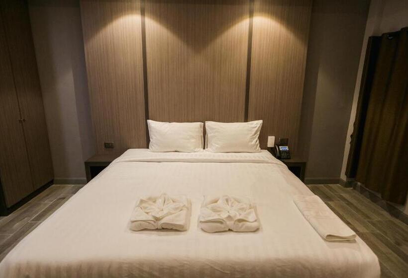 스탠다드 룸 킹사이즈 침대, The Bed