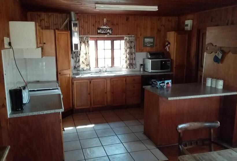 Хижина, Blue Haze Country Lodge