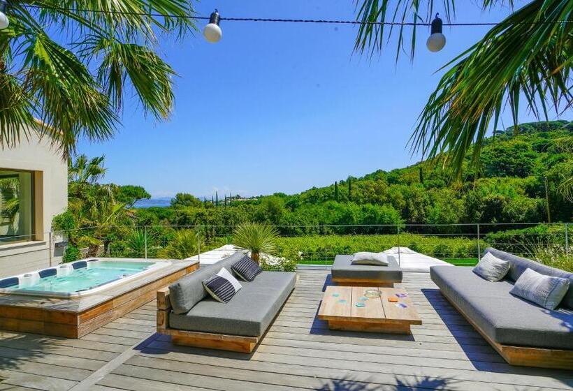 디럭스 테라스 룸 바다 전망, Villa Sant Anna