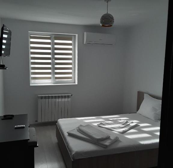 Номер Стандарт, Camere De Inchiriat Central La Calciu
