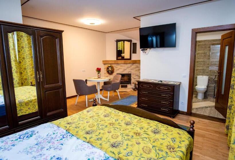 Номер Deluxe, Casa De Sub Magura