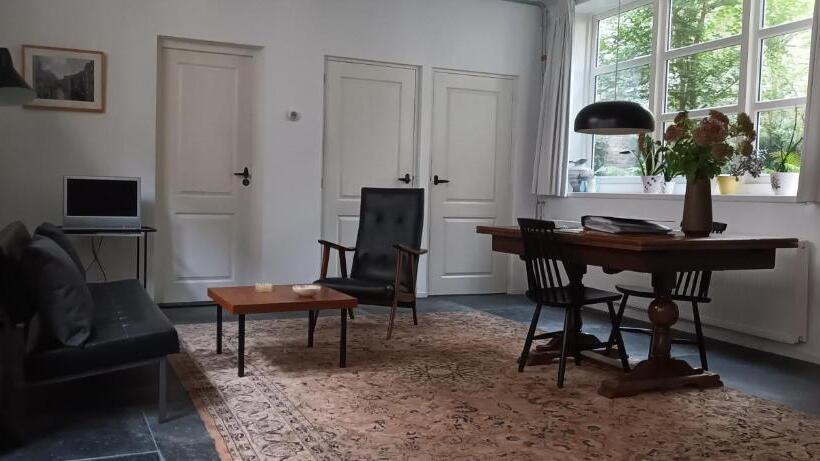 اتاق سوپریور با تخت بزرگ, Villa Conti