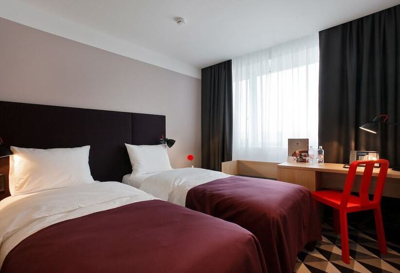 标准间, Azimut Hotel Voronezh