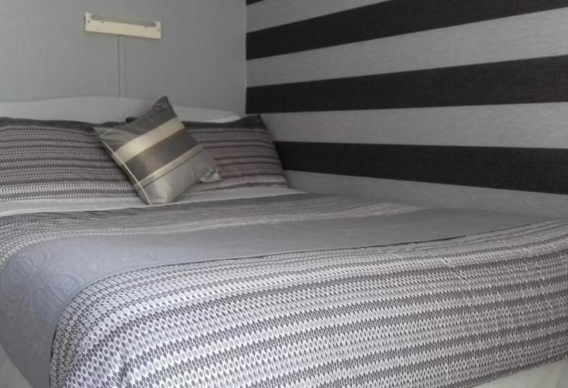 Quarto Estandar, Elmfield