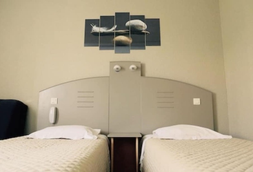 Номер Стандарт, Hôtel Le Mas Des Ponts D Arles
