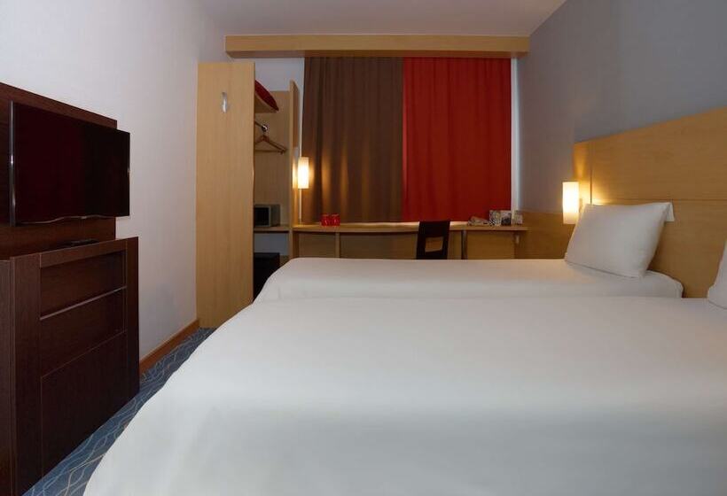 Номер Стандарт, Ibis Yaroslavl Center