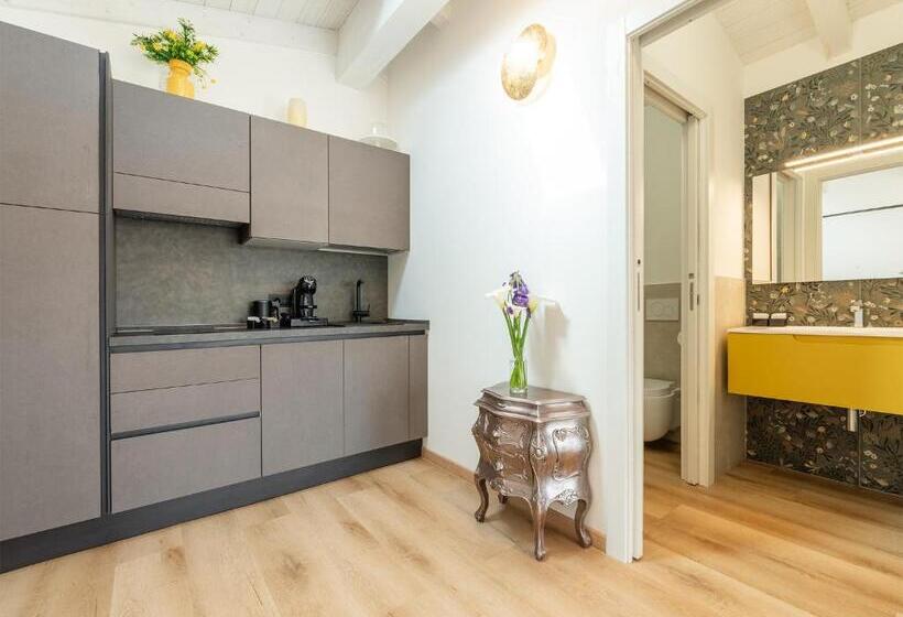 استودیو استاندارد با تراس, Le Residenze Di Carlà   Stampace