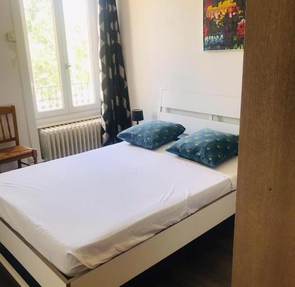Апартаменты 2 Спальни, Appart Hotel Sathonay Rillieux Lyon