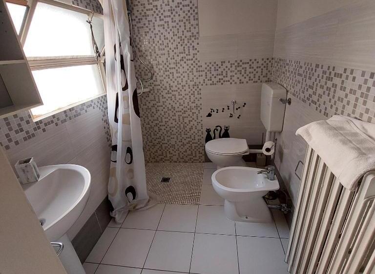 Quarto Estandar, Affittacamere La Mura