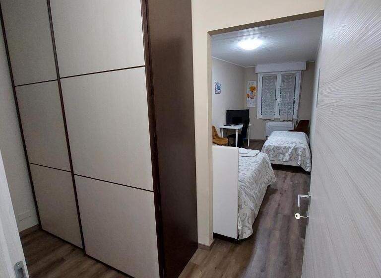 Quarto Estandar, Affittacamere La Mura