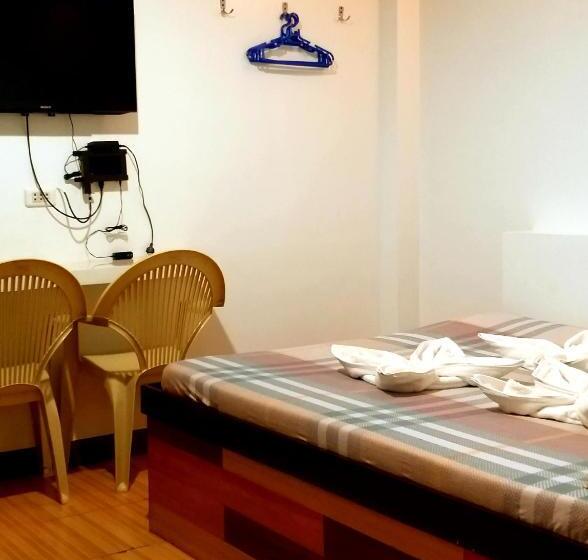 חדר משפחתי, Sola Eleganza Apartelle