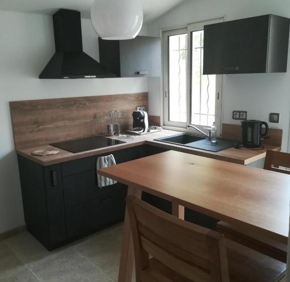 标准房带园景, Chambre Avec Tout Le Confort D Un Appartement