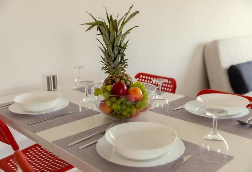 Апартаменты 2 Спальни, Oceania Bay Village