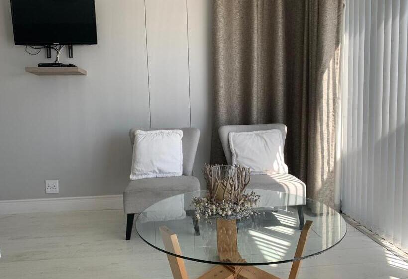 Номер Стандарт Вид на Море, Oceansnest Guest House