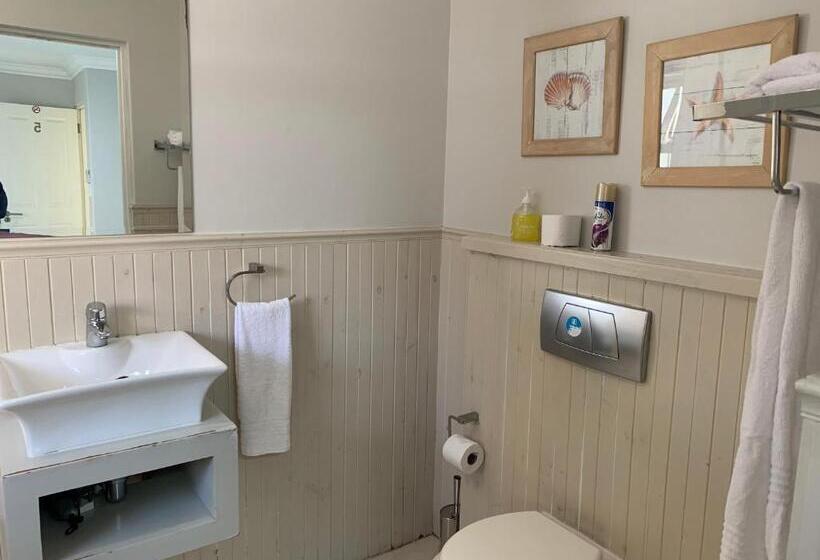 Номер Стандарт, Oceansnest Guest House