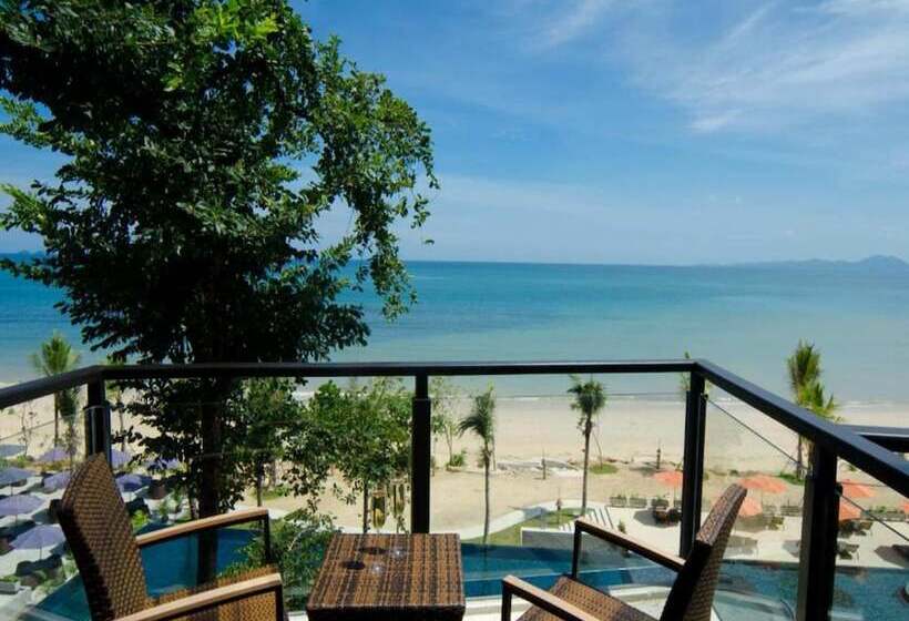 اتاق لوکس با چشم‌انداز دریا, Beyond Krabi
