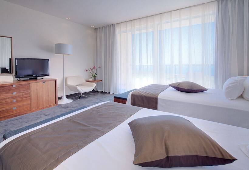 اتاق استاندارد با چشم‌انداز دریا, Lighthouse Golf & Spa