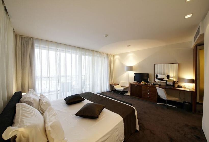 اتاق استاندارد با چشم‌انداز دریا, Lighthouse Golf & Spa