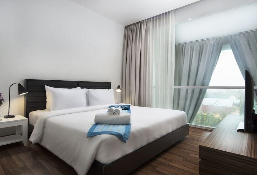 3 Bedroom Duplex Apartment, Mida De Sea Hua Hin   Sha Plus
