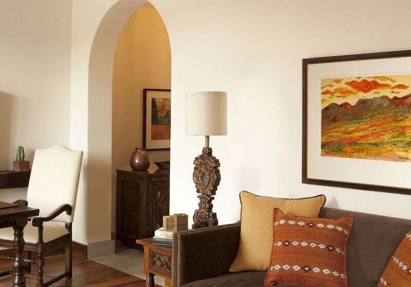 带大床的套房, Rosewood San Miguel De Allende