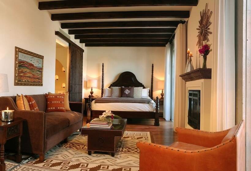带大床的套房, Rosewood San Miguel De Allende