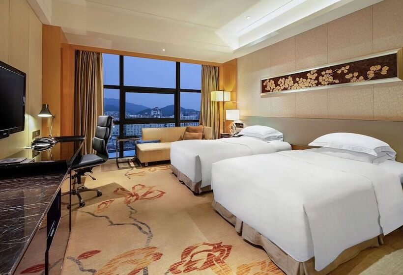 Номер Стандарт, Hilton Guangzhou Baiyun   Free Shuttle And Phase 1 Registration Service Available For Canton Fair Pe