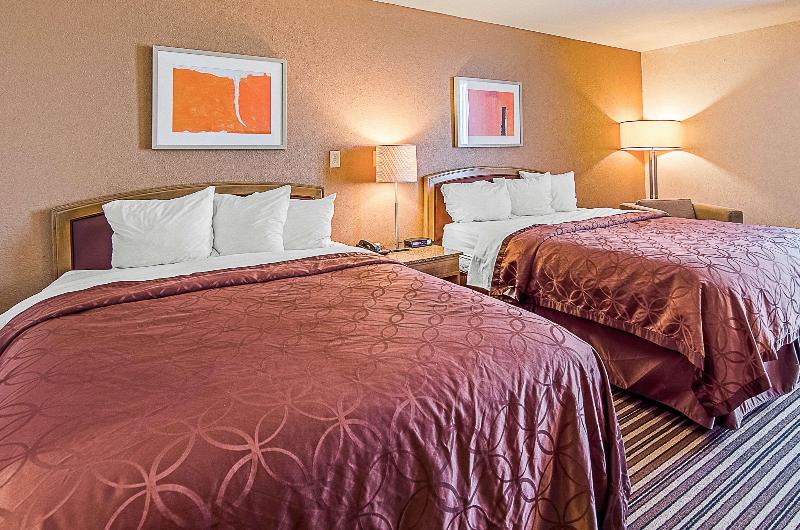 Номер Deluxe, The Beach House Resort