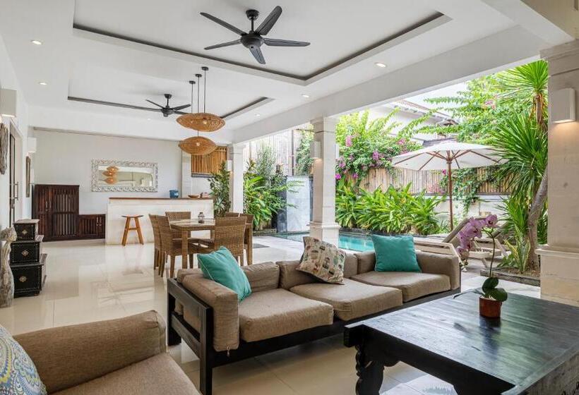 فيلا غرفتين نوم, The Beach House Resort