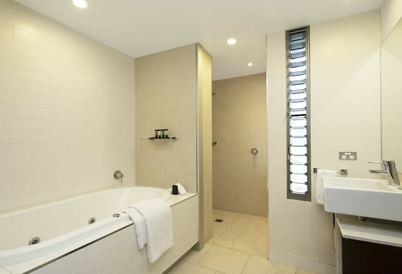 스탠다드 스튜디오, Peppers Noosa Resort And Villas