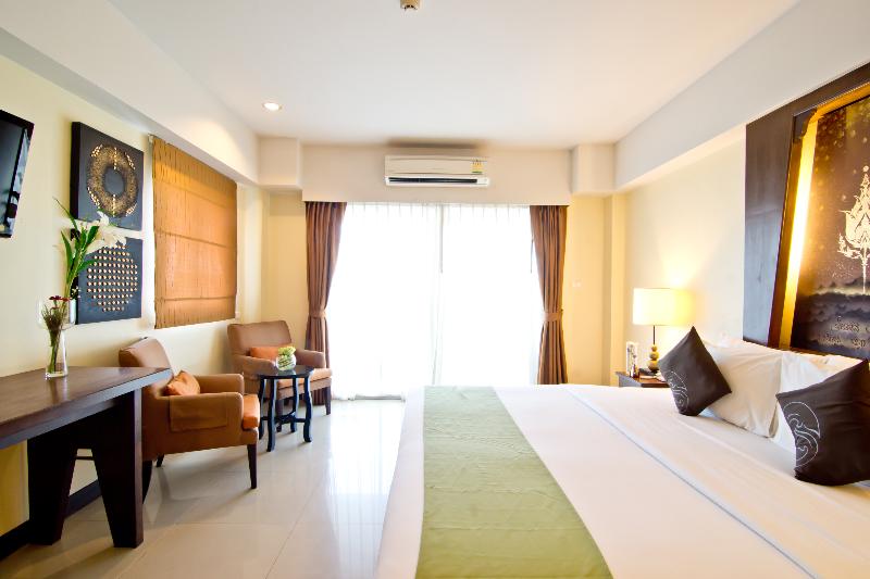 Номер Deluxe, Golden Sea Pattaya   Sha Extra Plus