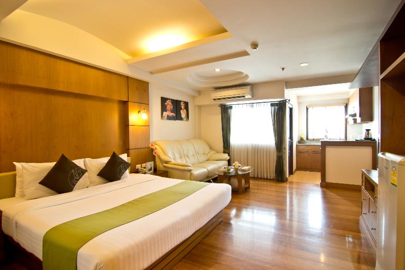 디럭스 스튜디오, Golden Sea Pattaya   Sha Extra Plus
