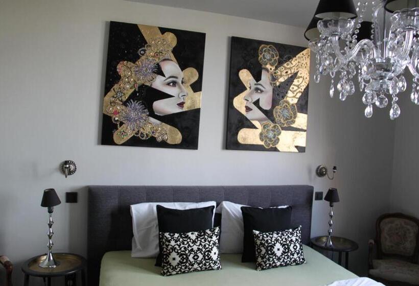 디럭스 룸, Puur B&b