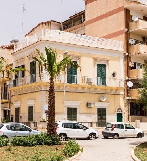 Номер Стандарт, Sea Beach Pozzallo