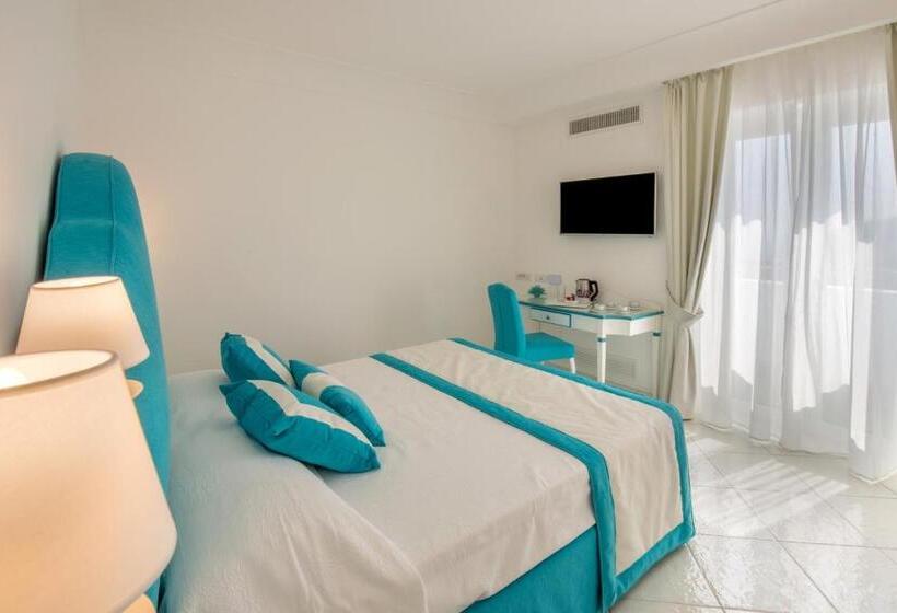 Pokój Standard Widok Morze z Balkonem, Villa Viviani