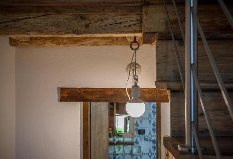 Номер Стандарт с Балконом, La Gerla Casa Vacanze Dolomiti