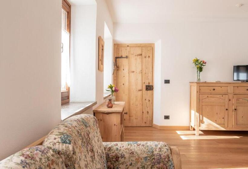 Номер Стандарт с Балконом, La Gerla Casa Vacanze Dolomiti