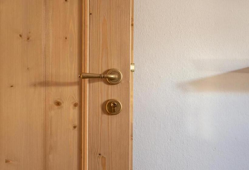 Дом 3 Спальни, La Gerla Casa Vacanze Dolomiti