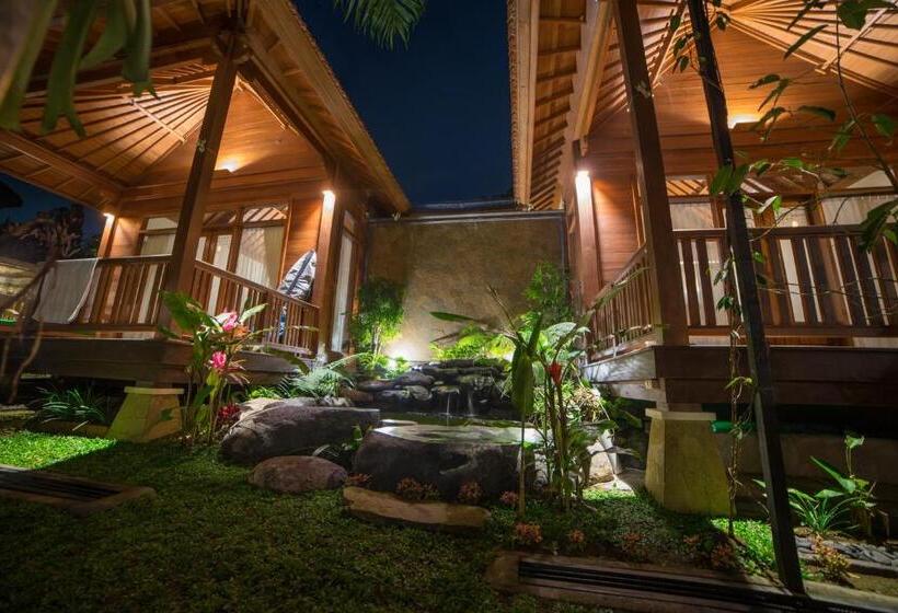 带阳台的豪华间, Mirah Guest House
