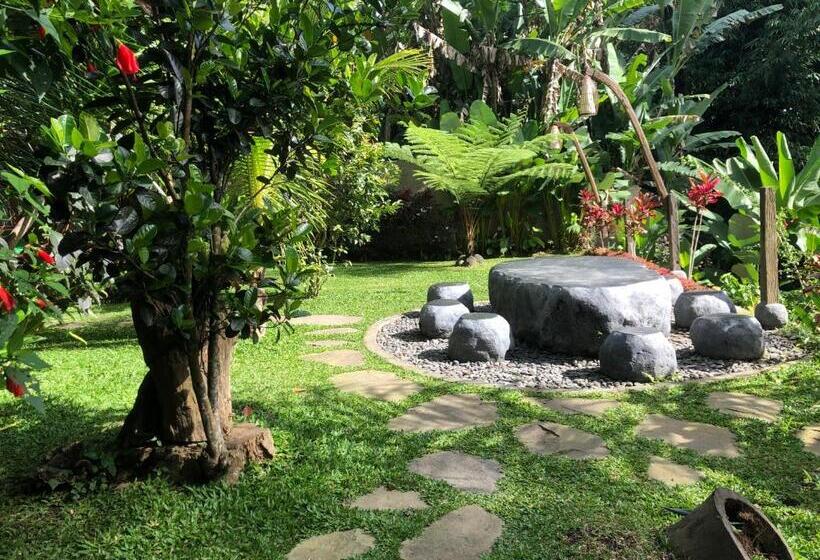 标准房带园景, Mirah Guest House