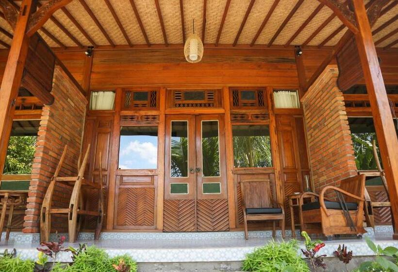 高级园景房, Mirah Guest House