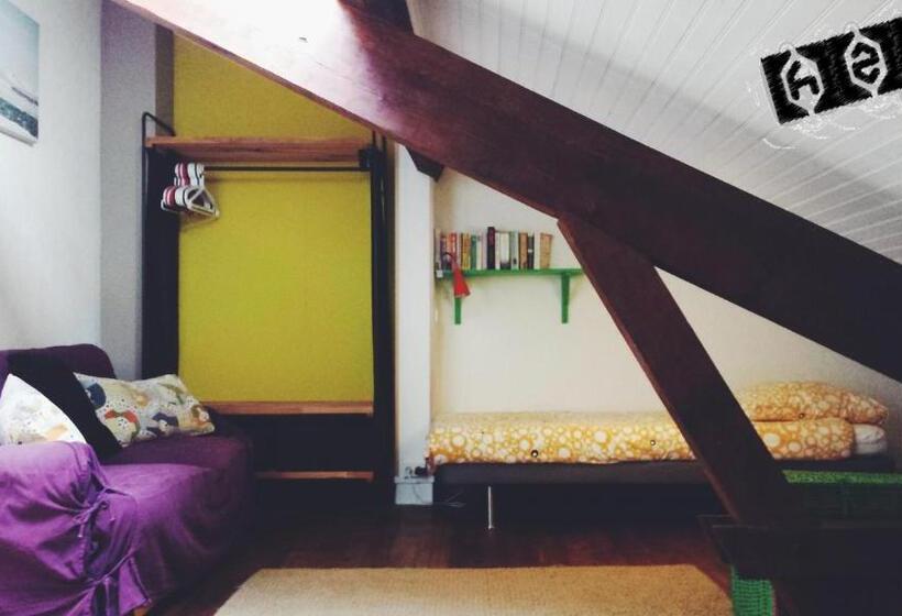 Кровать в Общей Комнате, H2oholidays   Auberge De Jeunesse   Youth Hostel