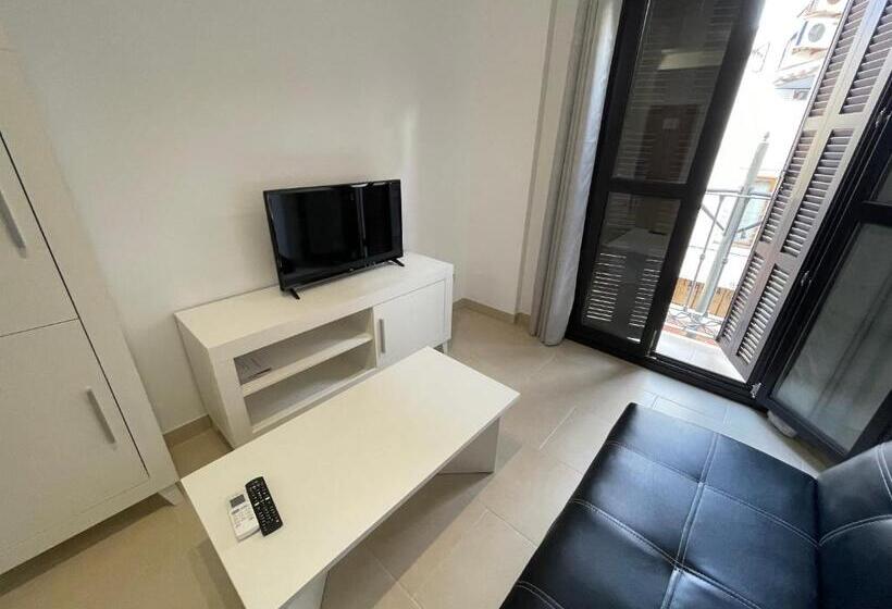 ロイヤルスイート, Royal Suites Estepona